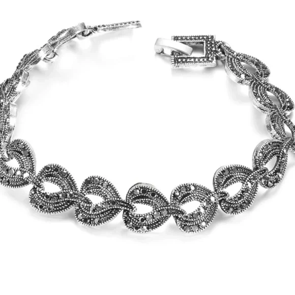 Black crystals antique silver bracelet - Picture 6 of 9